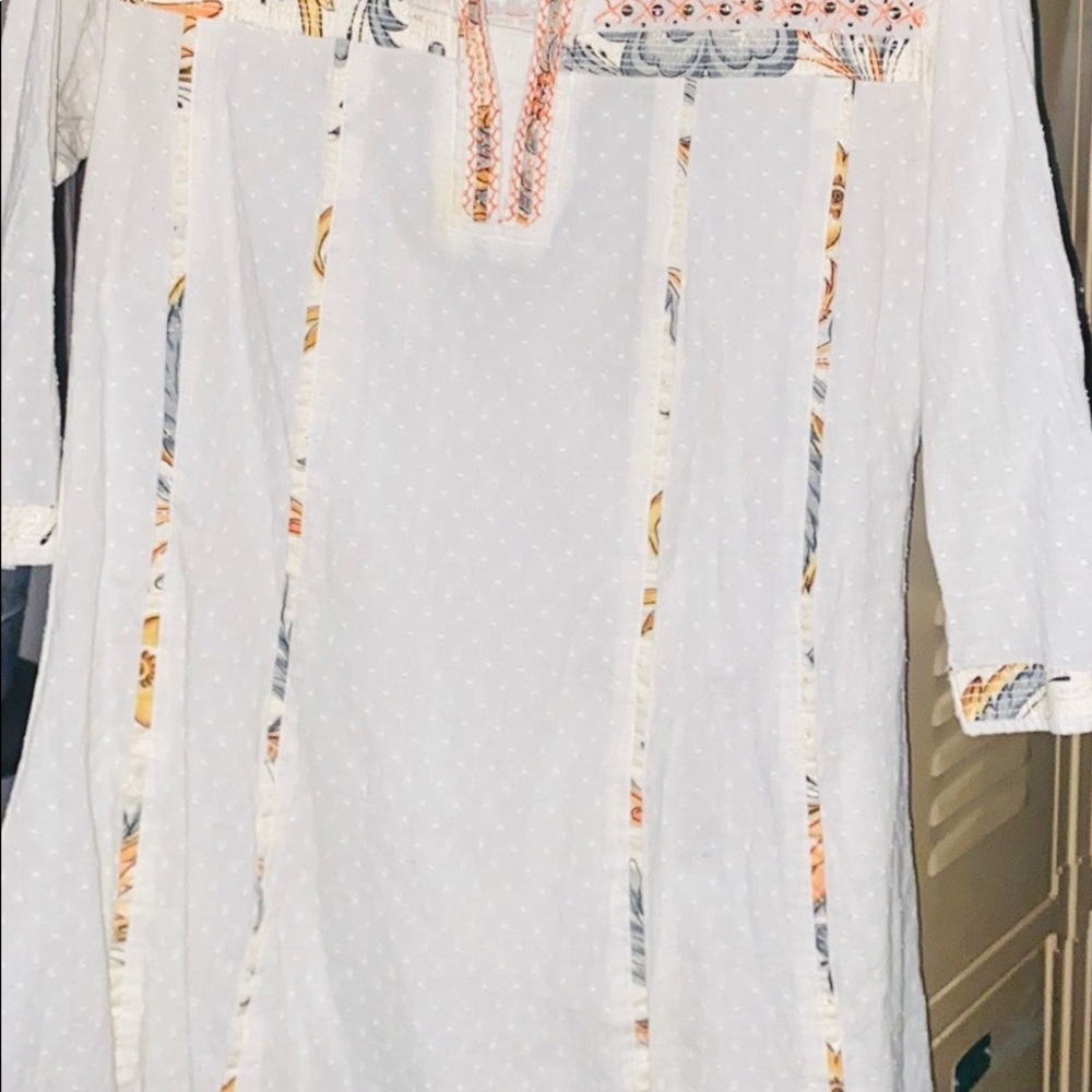 3/4 Sleeve Cream & Colorful Top